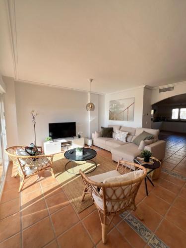 Caserio Los Tarquinos Apartment | Amazing Casa Sienna, with a shared pool