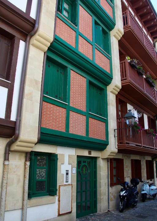 Hondarribia Historic Center Apartment | AMUITZ - Casco histórico Fuenterrabía