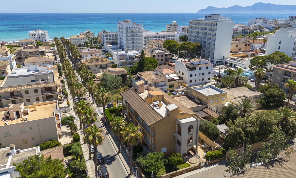 Can Picafort Apartment | Apartamento Son Janer - with private roof terrace and close to the beach