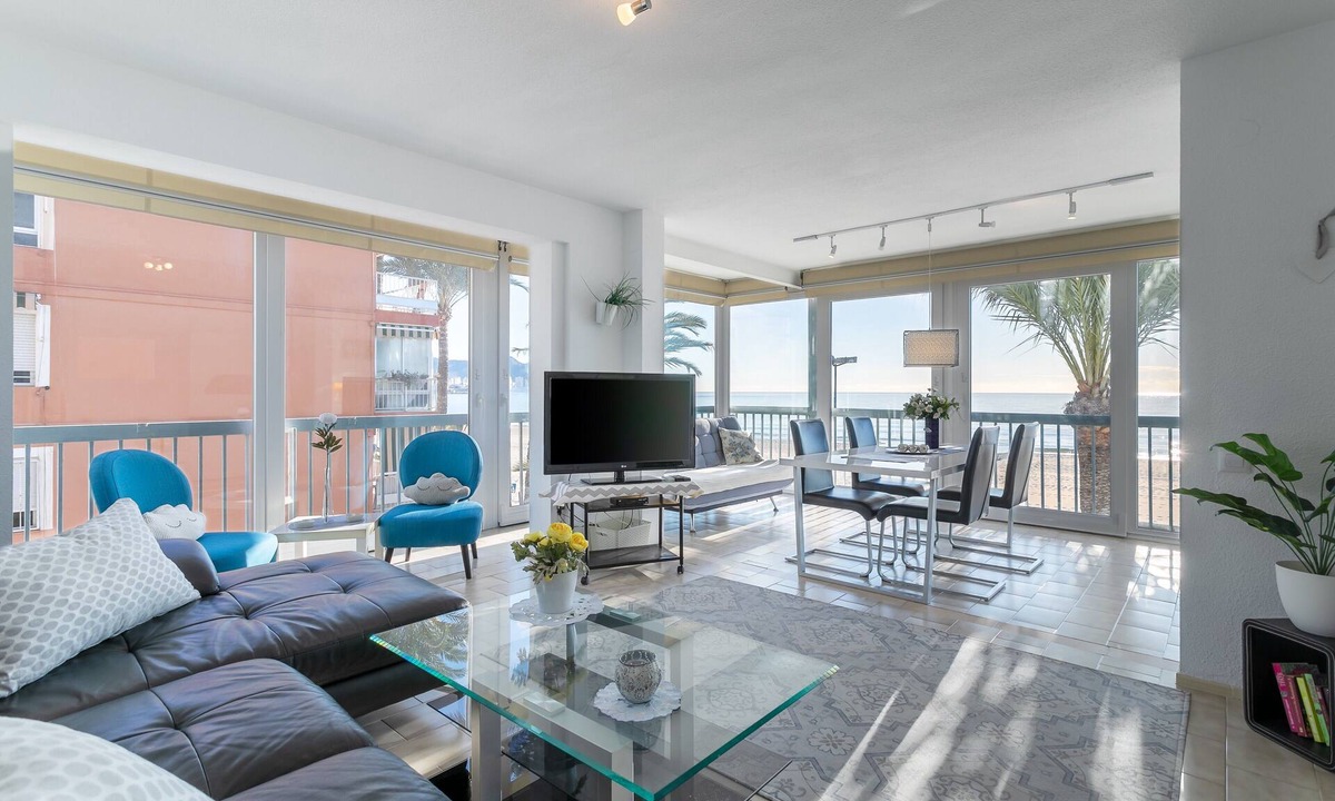 Cala Apartment | Apartment Casa Esmeralda 2 on the Beach with Balcony, A/C & Wi-Fi