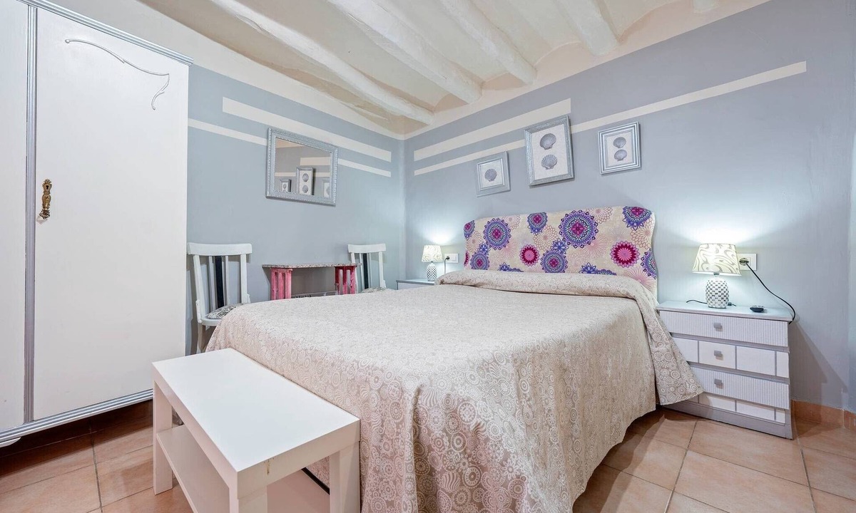 Alcorisa Apartment | Apartment 'El Capricho De Alcorisa' with Wi-Fi for 8 Guests
