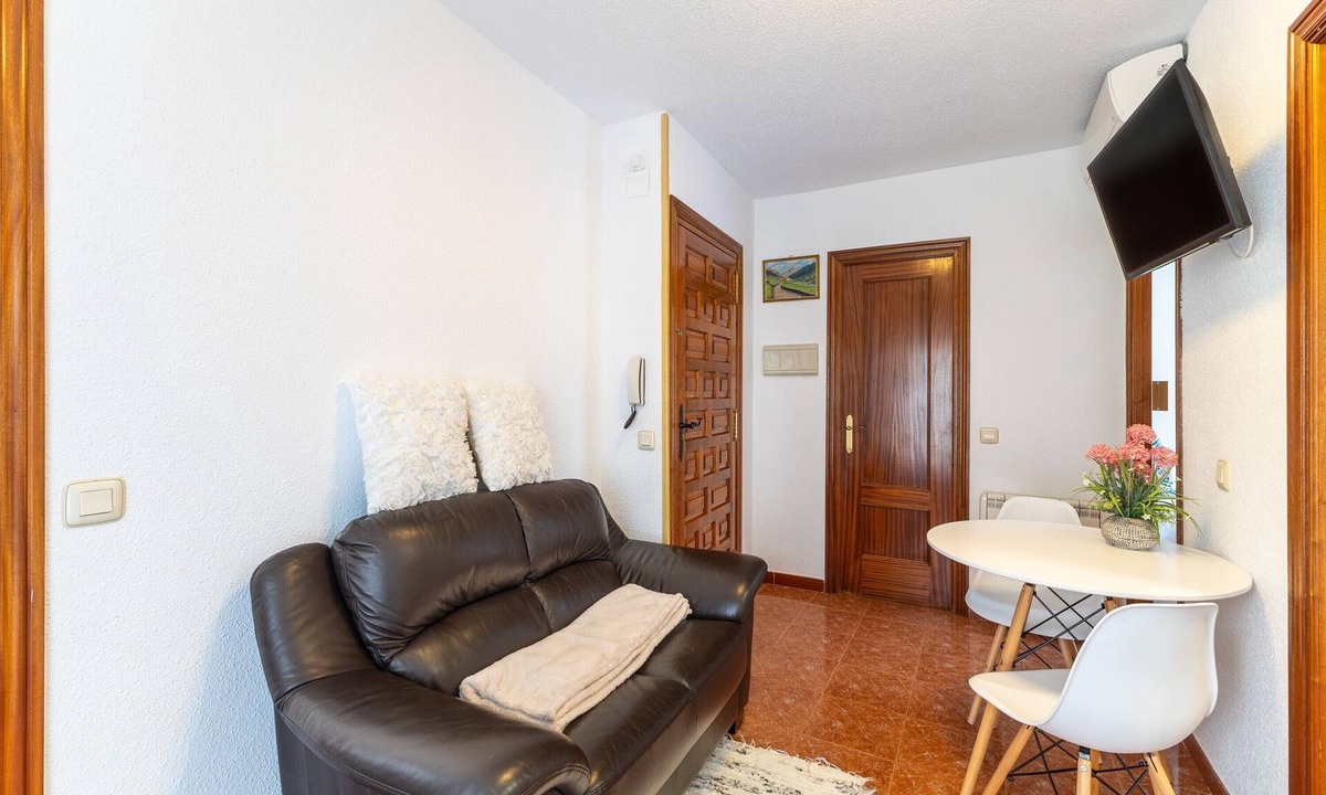 Pedro Bernardo Apartment | Apartment El Portal de Beni 1 - 3 Balconies, Pedro Bernardo & Gredos