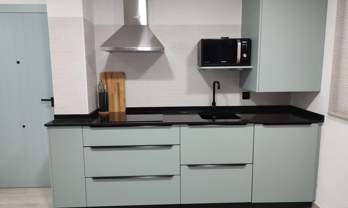 Murcia Apartment | Apartment 'Las Flores 1' with Wi-Fi and Air Conditioning
