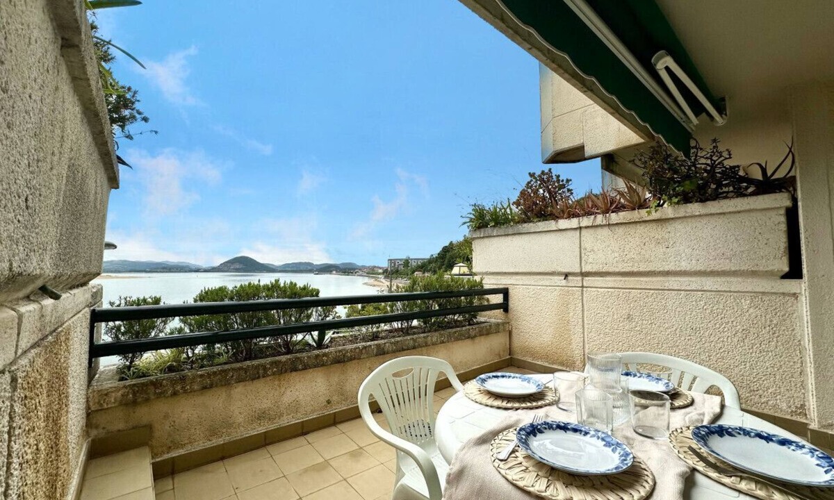 Santona Apartment | Apto con terraza y piscina- Costavento 3601