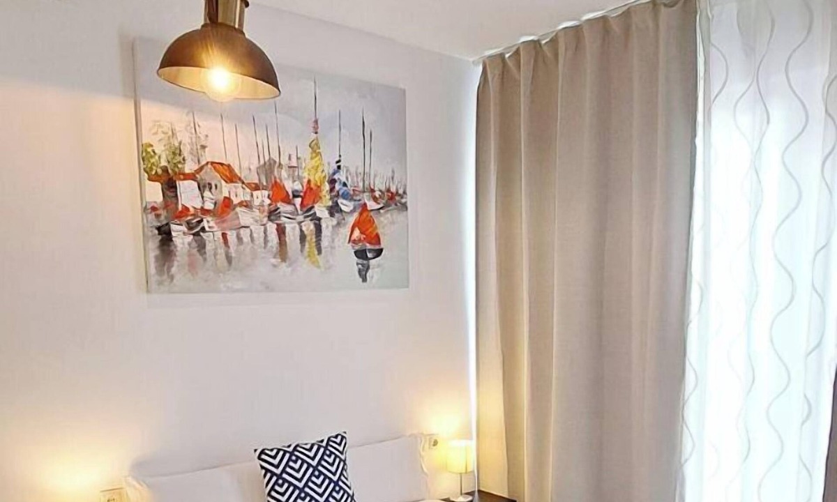 Canillas Hotel | AYZ Villegas - Auto check-in property
