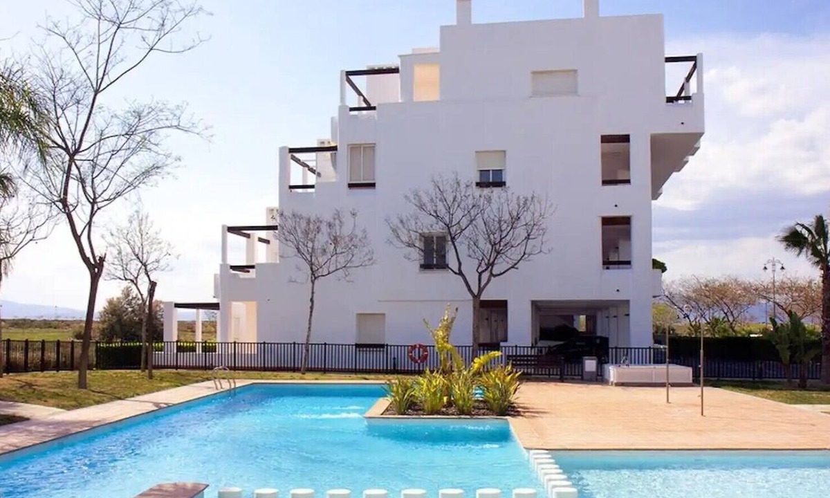 Alhama de Murcia House | Beautiful 2-Bedroom Apartment in Condado de Alhama Golf Resort with Pools, AC, WiFi