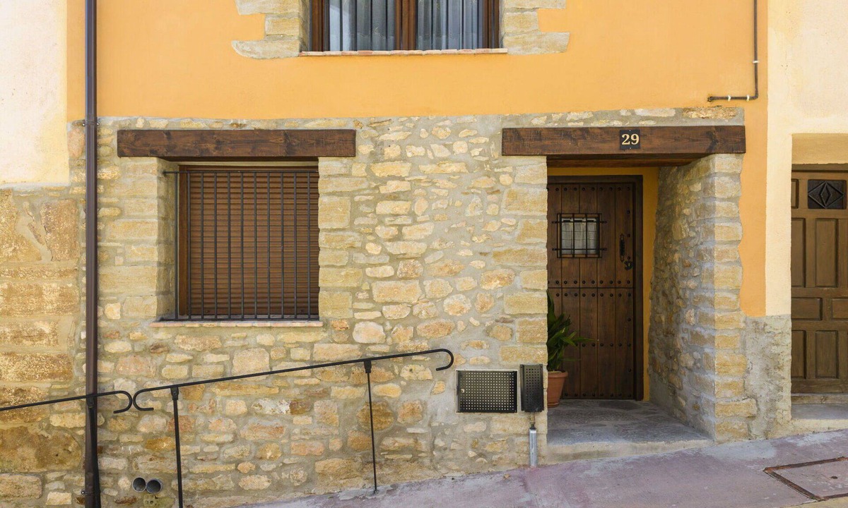 Olocau del Rey Villa | Beautiful villa for 2 people with WIFI, TV, balcony, pets allowed and panoramic view