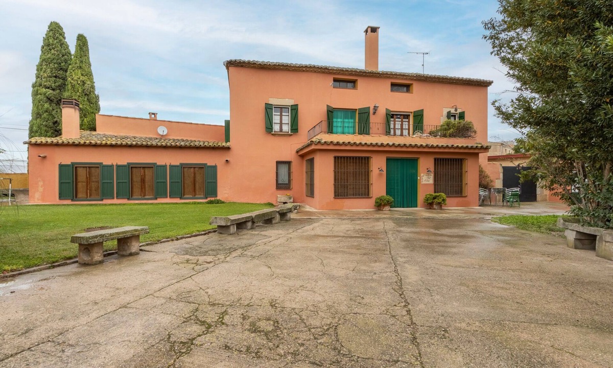 Vila-sana House | Ca l'Andorrà Country House with Garden, Shared Pool and Wi-Fi
