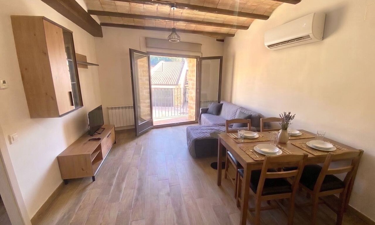 La Portellada Apartment | Casa la Luz A1 - Rural apartment with balcony | Matarraña, Terra ALta