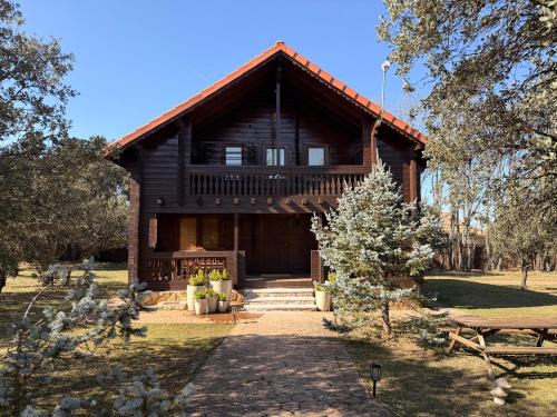 Fresno de Cantespino Ski Chalet | CASA MAIA cabaña de lujo en plena naturaleza