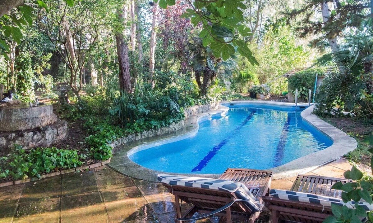 Olerdola Villa | Casa Montserrat Ruralvilla: Authentic Catalan Farmhouse with Modern Comforts