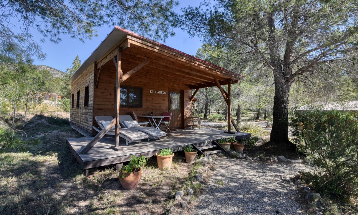 Aigues House | Casa rural 'El Cabeco' con vistas a la montaña, piscina compartida y Wi-Fi