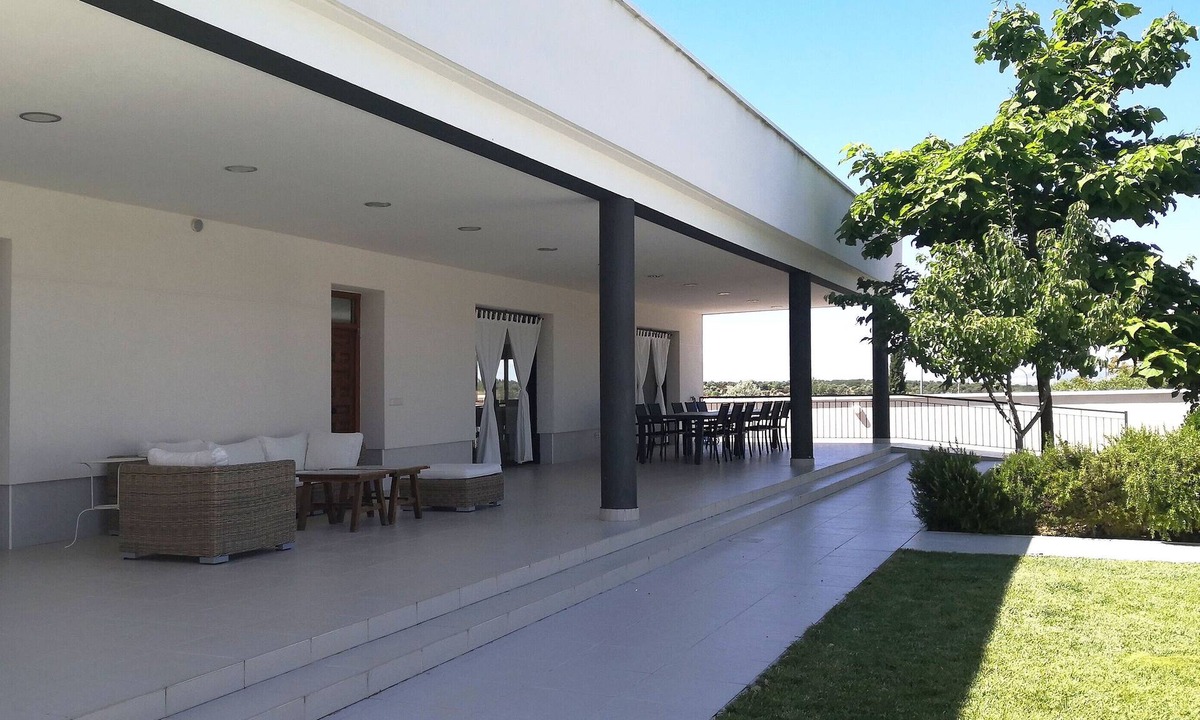 Olias del Rey House | Casa rural 'Ester' with private pool, garden, and barbecue near Toledo's historic center