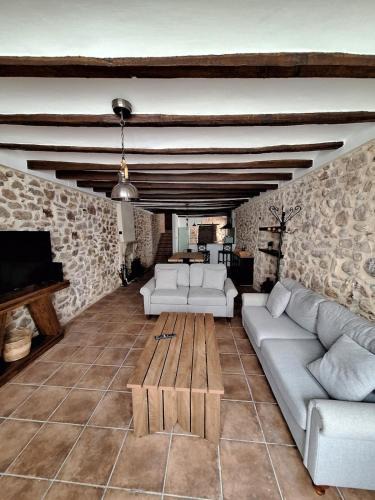 Azuebar House | Casa Trilles
