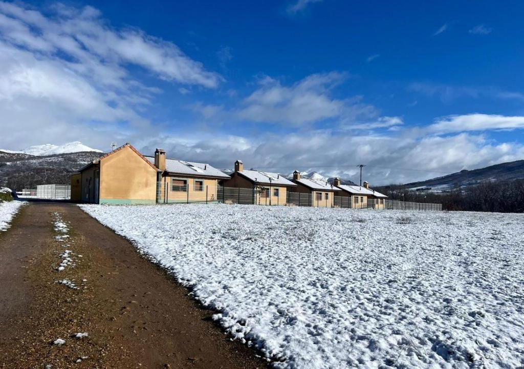 Matallana de Torio House | Casas Rurales Cuatro Valles