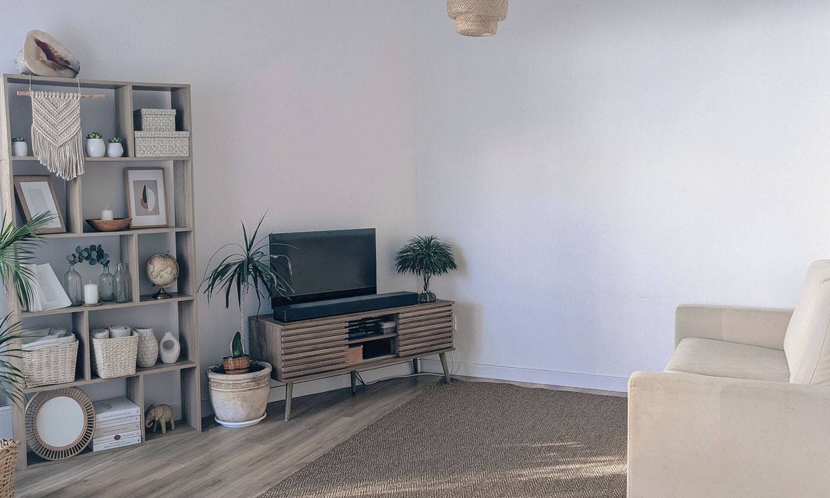 Cubelles Apartment | Centrally located, air-conditioned apartment on the beach
