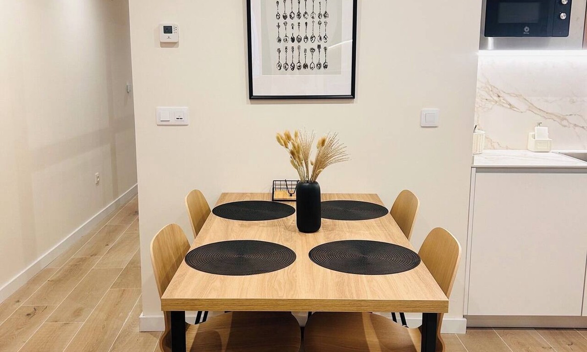 Jaca Apartment | Charming 2-Bedroom Apartment in the Heart of Jaca