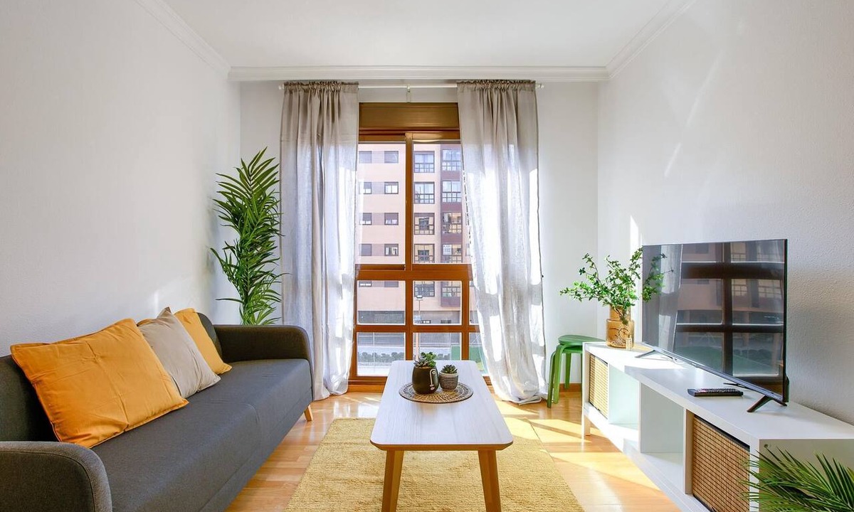 Rejas Apartment | Charming Madrid Airport III