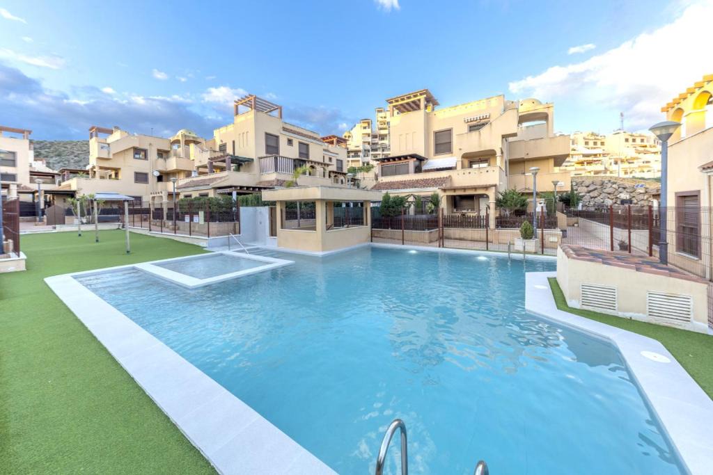 Los Geraeos Apartment | Collados Experience Piscina y Parking