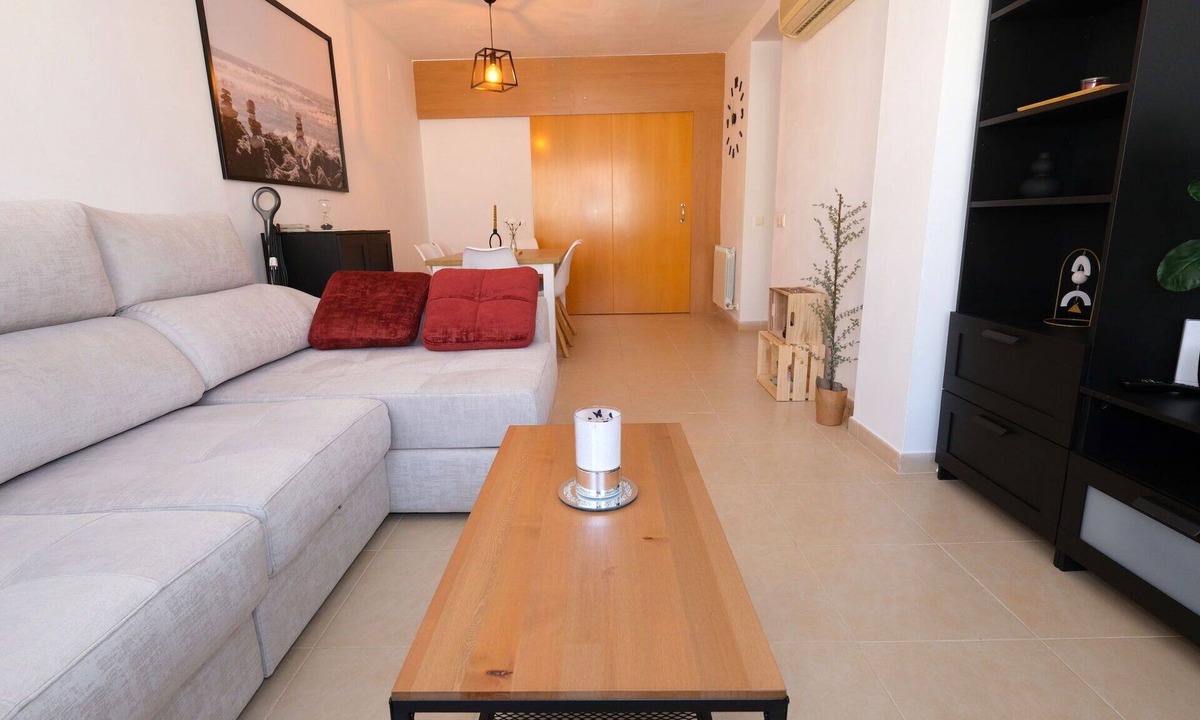 Sant Carles de la Rapita Apartment | Cosy apartment for 5 guests with A/C, WIFI, TV and balcony