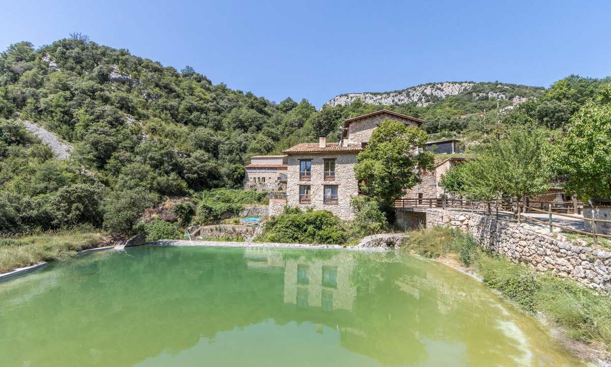 Oden Villa | Country House 'Balcón' with Lake Views, Wi-Fi, and Air Conditioning