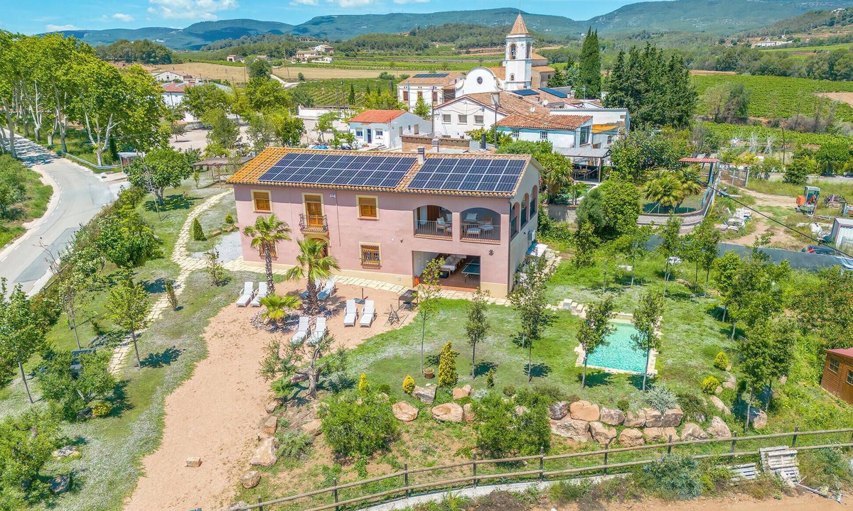 Font-Rubi House | Cozy home in Guardiola de Fontrubí with sauna