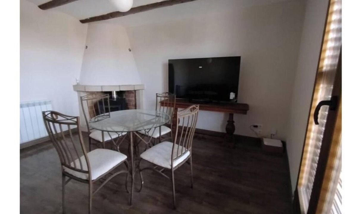 Calaceite Apartment | Cozy rural apartment: Flor de Bennet