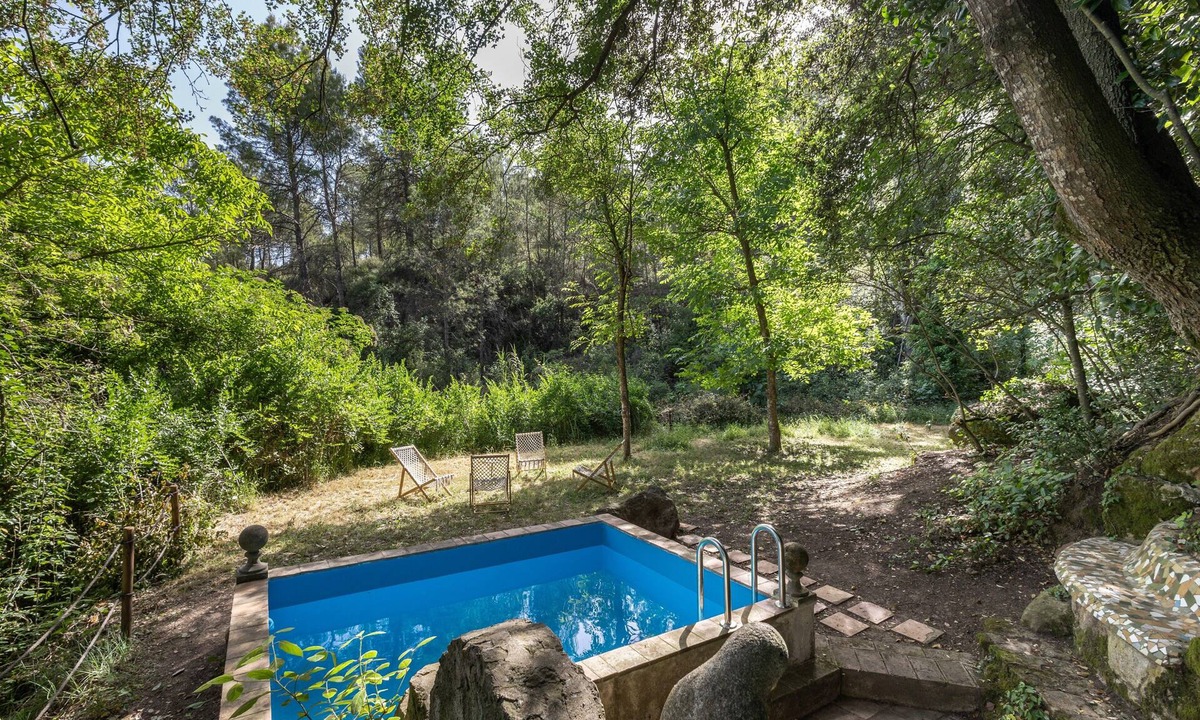 El Bruc House | Eco Masias Cal Ferran Country House with Mountain Views, Wi-Fi, and Air Conditioning