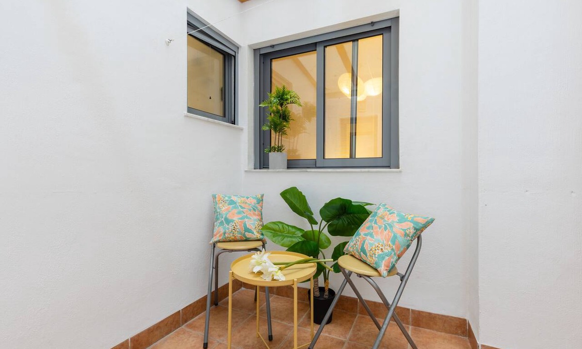 El Moncayo Apartment | Enjoy life in our apartment. Wifi & Parking