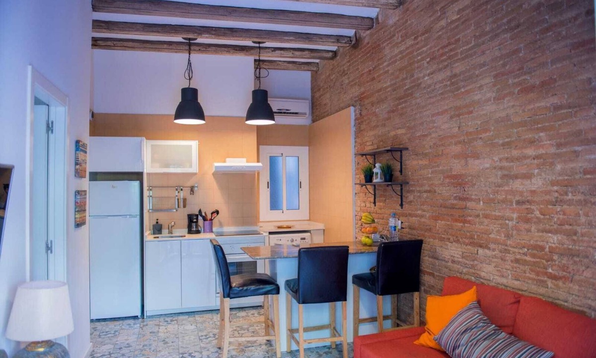 La Bordeta Apartment | Enjoyable Apartement