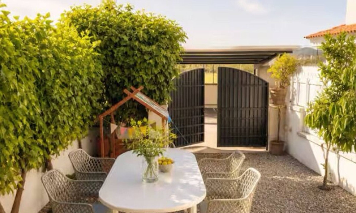 Creixell House | Family Beach House: Sea Views - 1 Minute to Beach