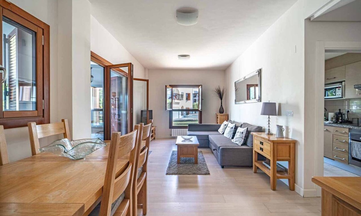 Caserio Los Tarquinos Apartment | Front line Golf Course. 2 bedroom/bathroom apartment, private Jacuzzi area,