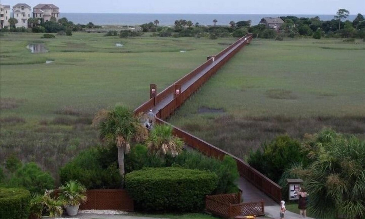 Palmetto Dunes Condo | GET A JUMP ON SUMMER!Beautiful Beachside Resort-Heated Pool-Tennis-Jacuzzi