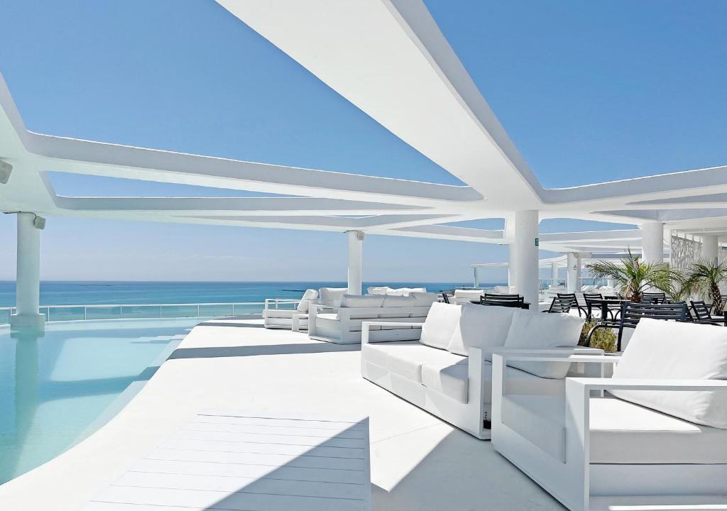 Canet de Berenguer Apartment | Global Vacacional, Moderno apartamento con dos terrazas con vistas al mar y a la montaña