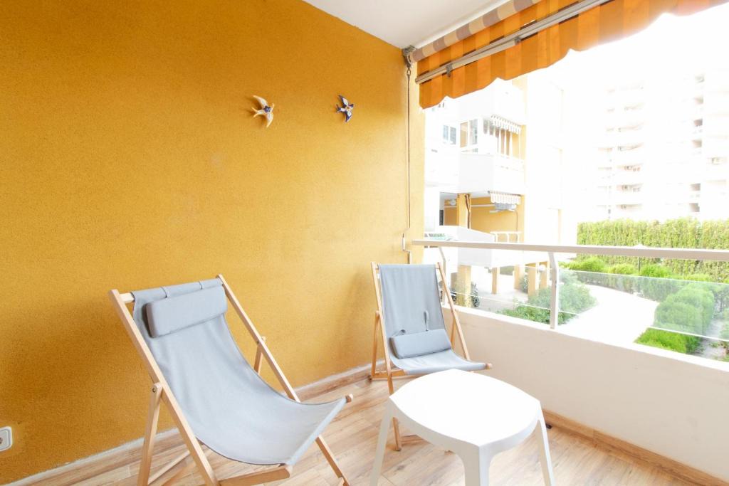 Canet de Berenguer Apartment | Global Vacacional, Apartamento con piscina y terraza en Canet