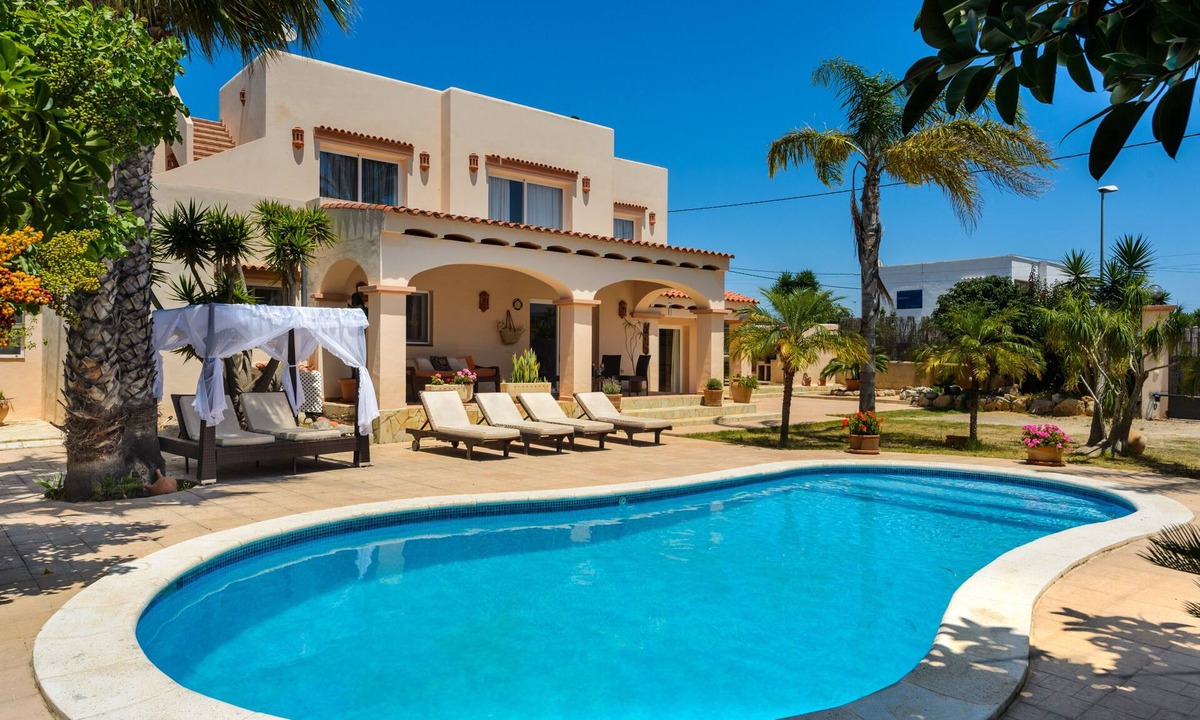 Sant Josep de sa Talaia House | Holiday Apartment "Can Jordi" with Mountain Views