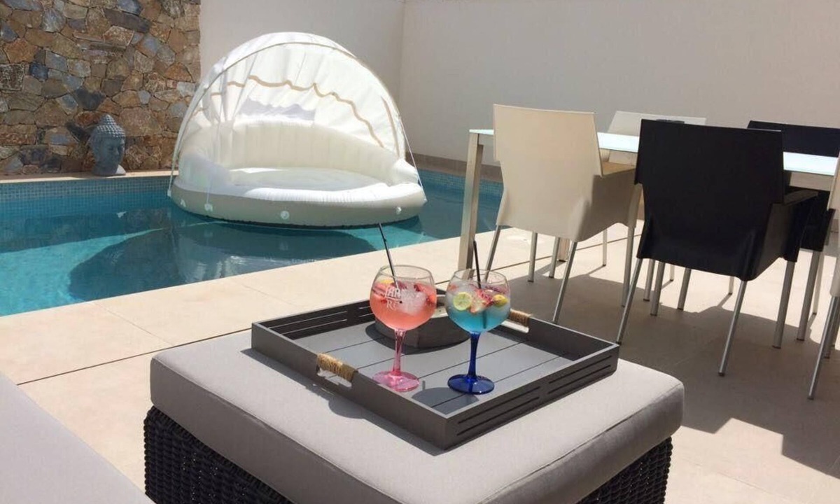 Santiago de la Ribera House | holiday home "Casa del Mar" with private pool