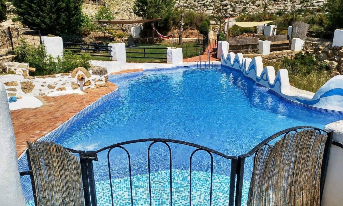 La Torre d'En Besora House | Holiday Home 'Moli Colomer' with Mountain Views, Shared Pool and Private Terrace