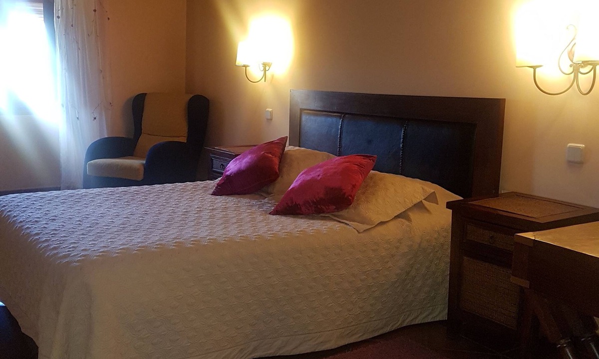 Siguenza Hostel | Hostal El Meson