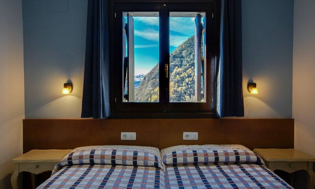 Benasque Hostel | Hostal Parque Natural