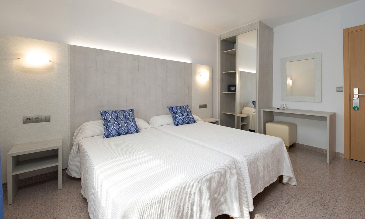 West End Hostel | Hostal Roca