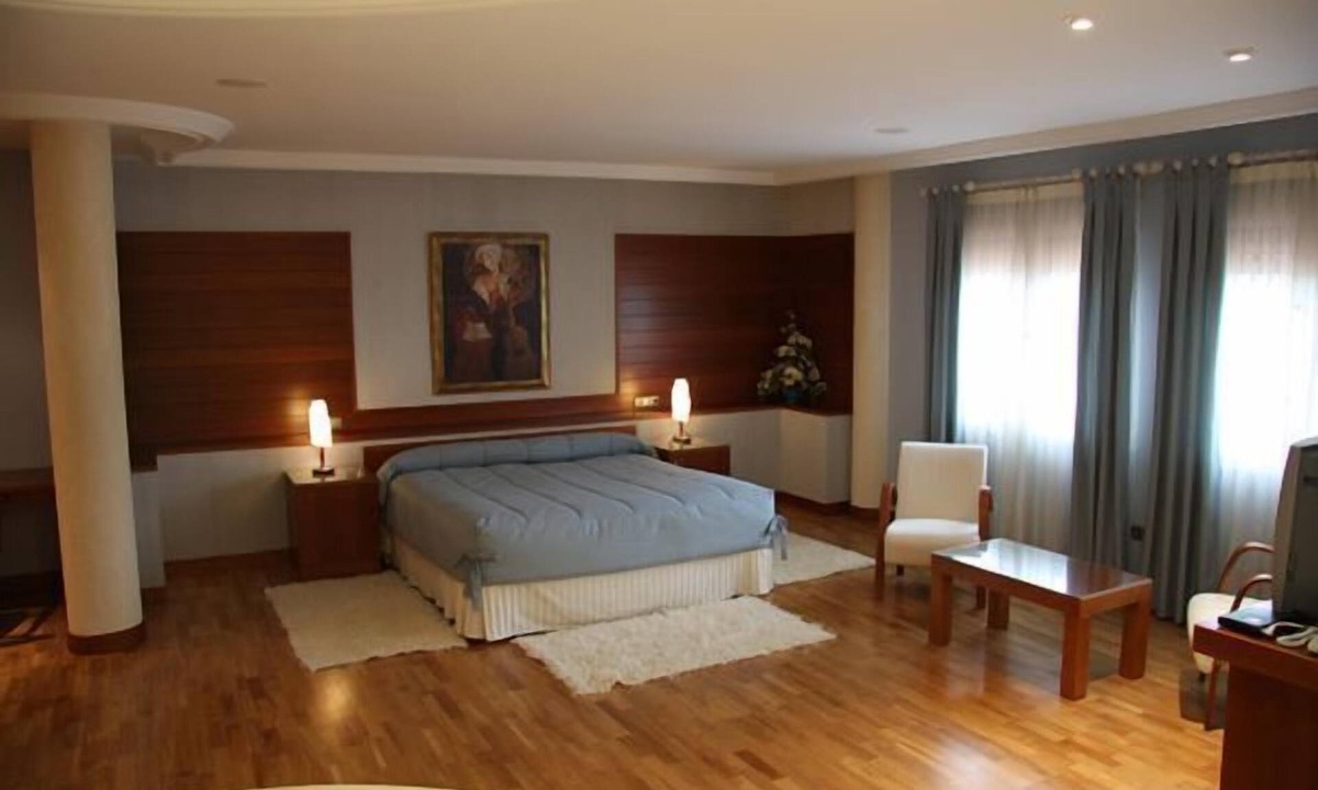 Alba de Tormes Hotel | Hotel Alameda