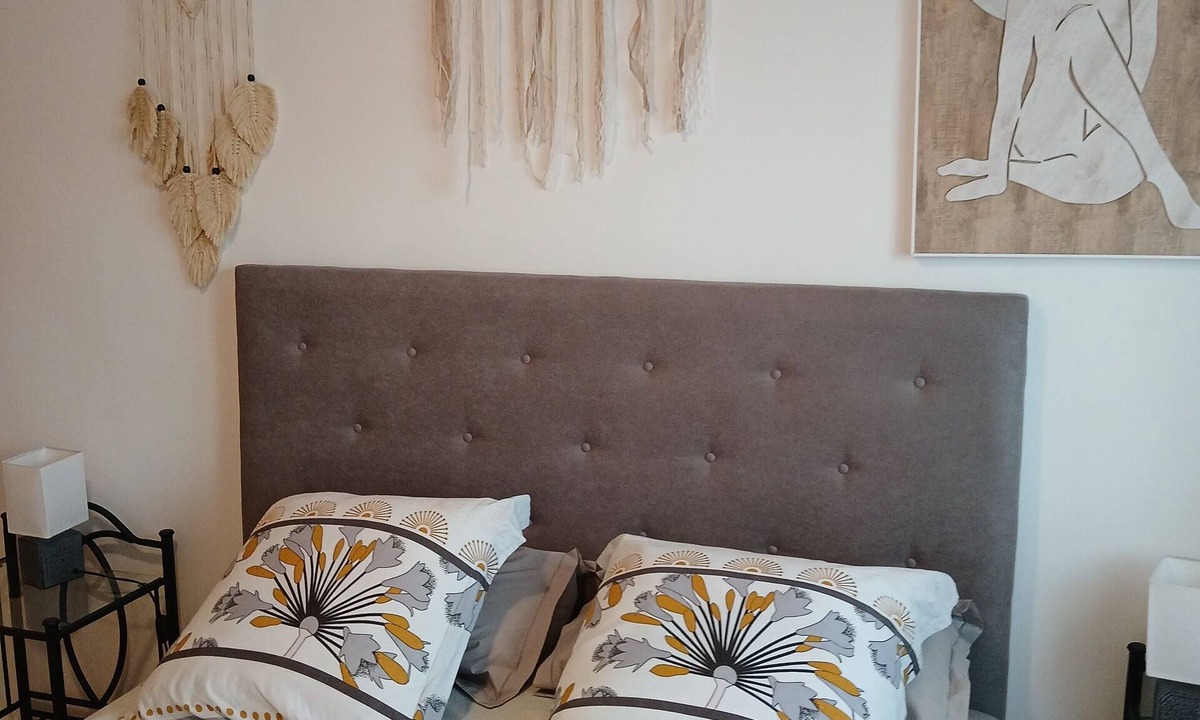 Vergel House | House Dénia Spain, 500m from the sea, 3 bedrooms, terrace, shared pool