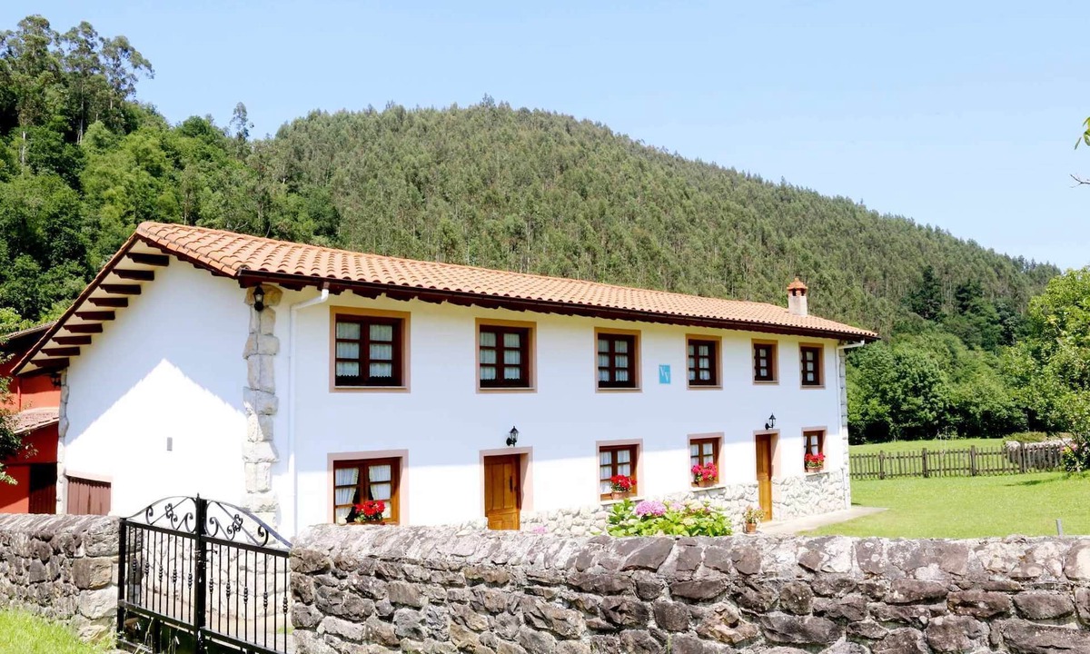 Ardisana House | House with Garden and Barbecue in Llanes - Molinin