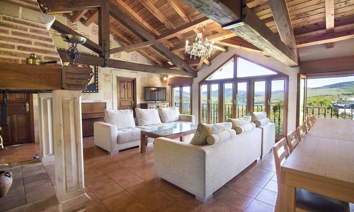 El Rasillo de Cameros Apartment | La Morera Courtyard I