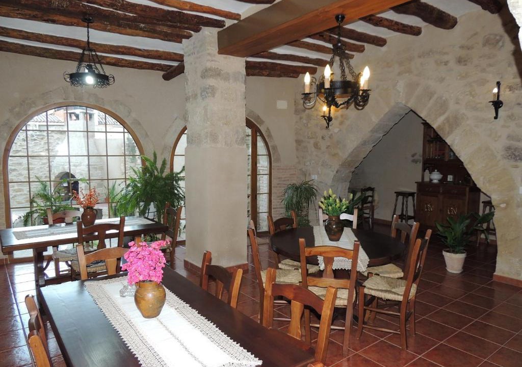 Valdealgorfa House | Las Bodegas Del Gilo