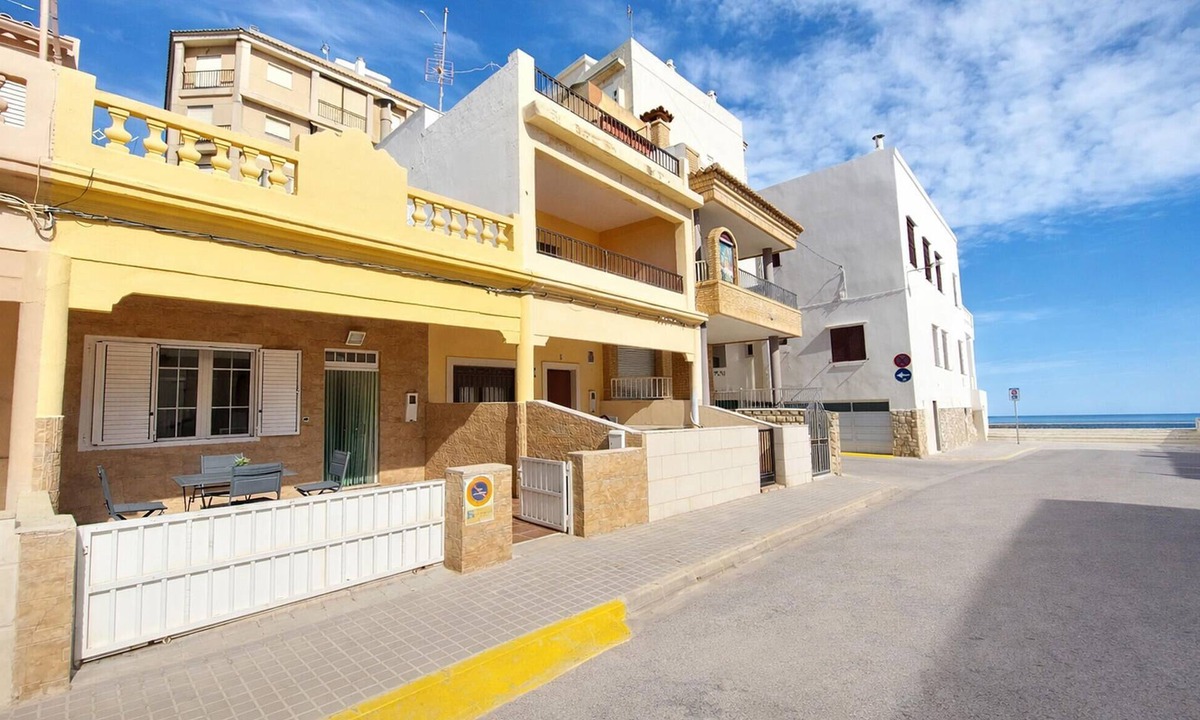 El Perello House | Lovely home in Sueca with WiFi