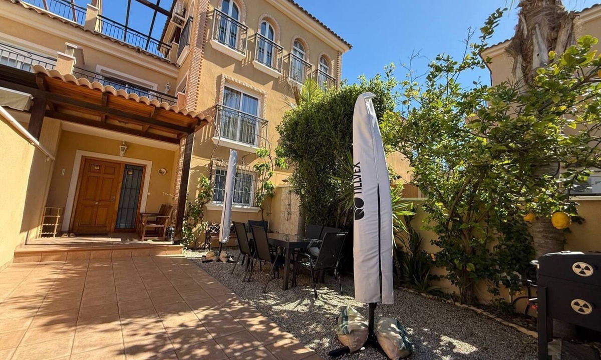 Pilar de la Horadada House | luxury-2 minutes walk to the beach!