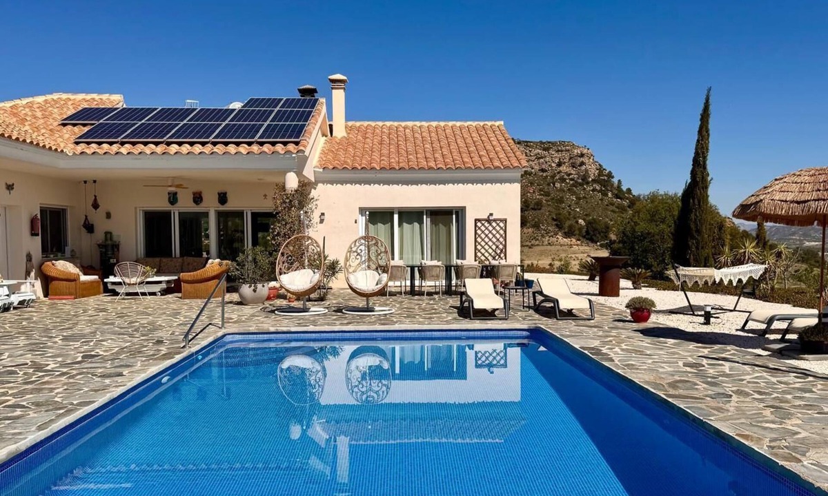 Lorca House | Luxury 5-Bedroom Mountain Villa with Private Pool and Stunning Views near Murcia