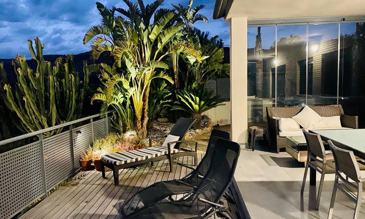 Oropesa del Mar Apartment | Luxury exclusive apartment/house with private garden and amazing views